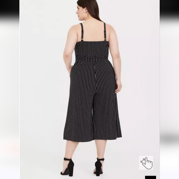 Torrid Super Soft Tie Front Jumpsuit – Size 1 – Black White Stripe - Picture 4 of 9